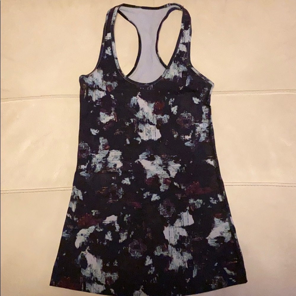 Luluulemon racerback tank size 4
